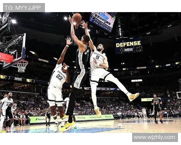 灰熊逆袭马刺演绎黑八传奇揭示NBA季后赛的惊人逆转故事